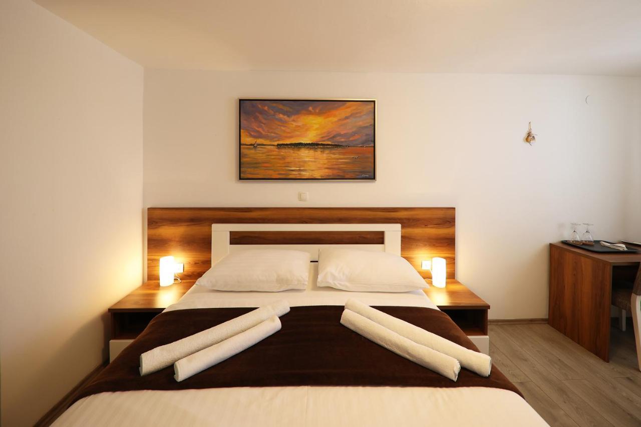 Hotel 穆泰尔岛 外观 照片
